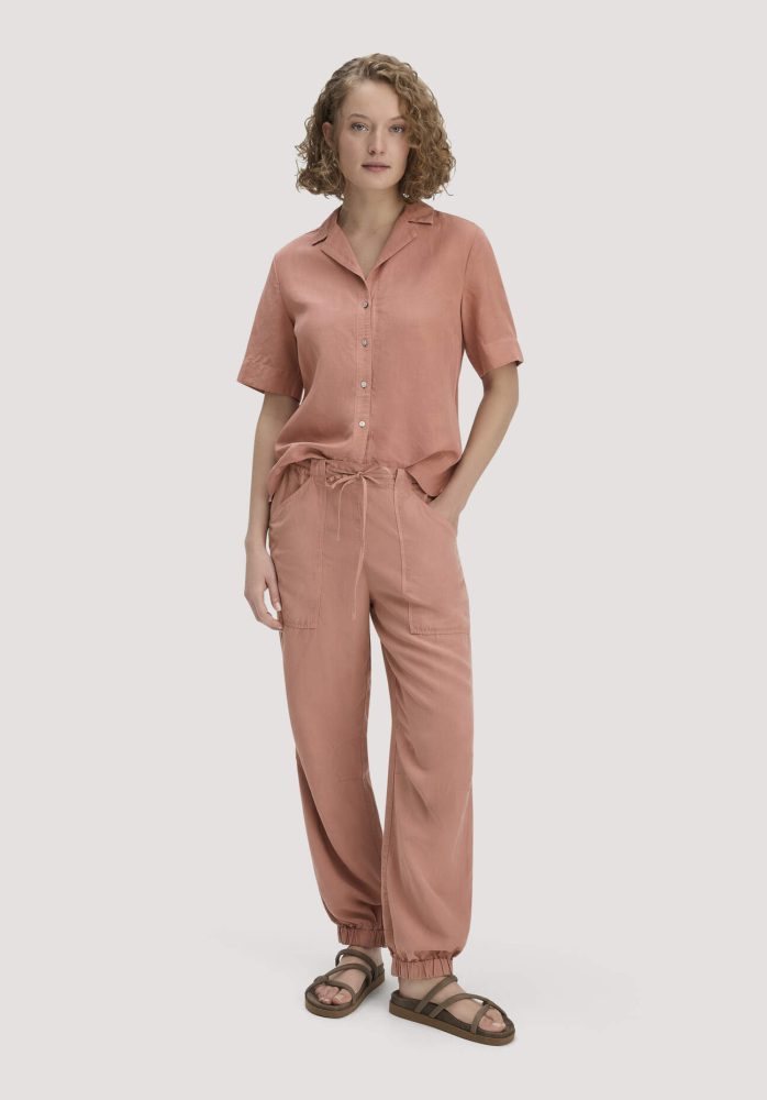 hessnatur Damen Soft Utility Hose aus TENCEL™ Lyocell mit Leinen - rosa Grösse48