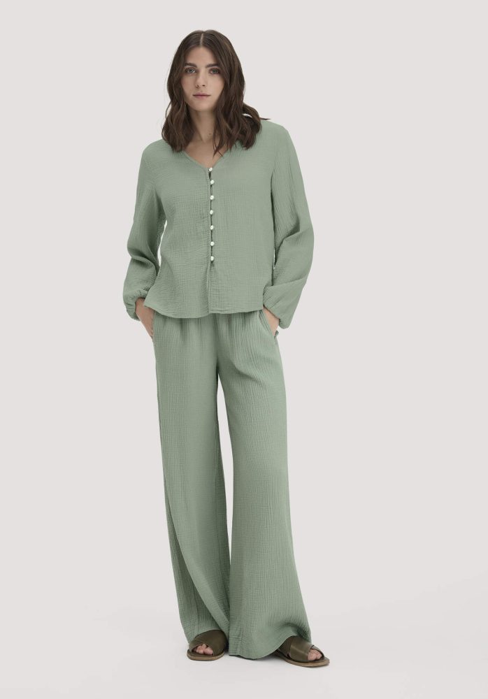 hessnatur Damen Musselin Hose Wide Leg aus Bio-Baumwolle - grün Grösse36