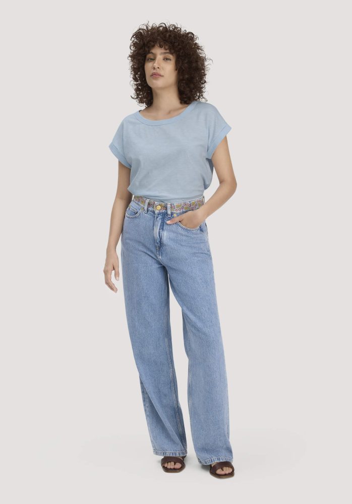 hessnatur Damen Jeans ALVA Wide Leg Embroidery aus Bio-Baumwolle mit TENCEL™ Lyocell - blau Grösse30/34