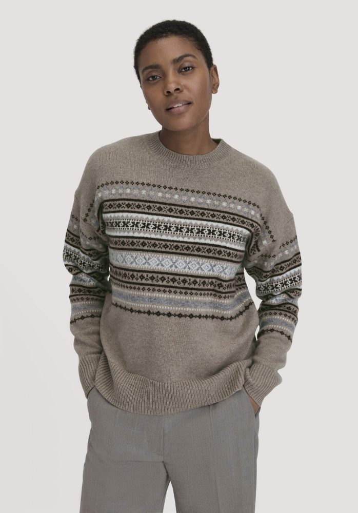hessnatur Damen Strick Pullover Relaxed BETTER RECYCLING aus Bio-Merinowolle - braun GrösseS