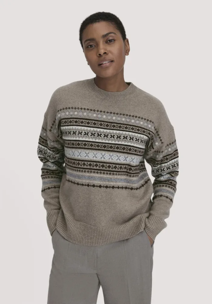 hessnatur Damen Strick Pullover Relaxed BETTER RECYCLING aus Bio-Merinowolle - braun GrösseS