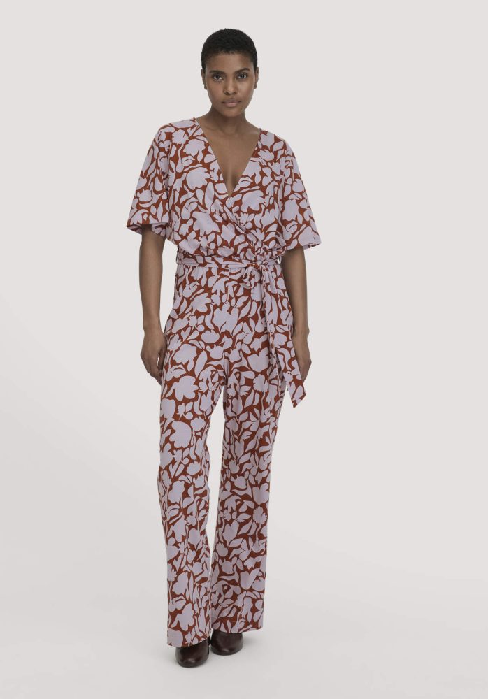 hessnatur Damen Print Jersey Overall Relaxed aus Bio-Baumwolle - lila Grösse44