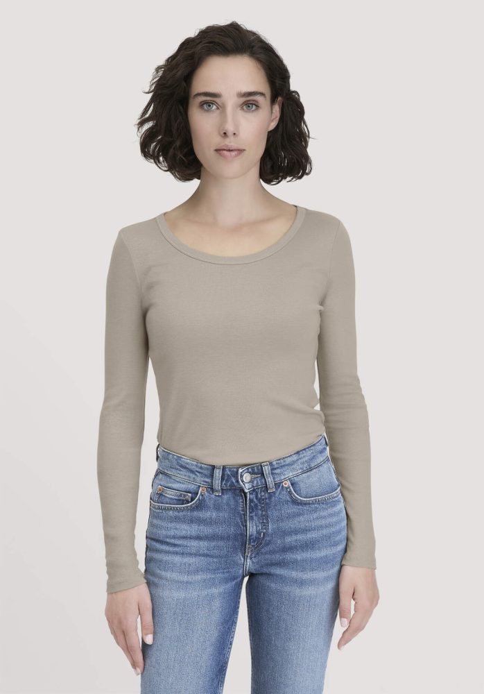 hessnatur Damen Softrib Longsleeve Fitted aus Bio-Baumwolle und TENCEL™ Modal - beige Grösse44
