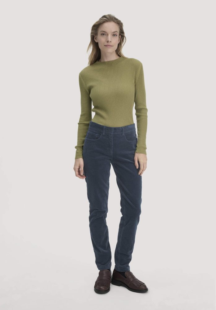 hessnatur Damen Cordhose Slim Leg Regular aus Bio-Baumwolle - blau Grösse34