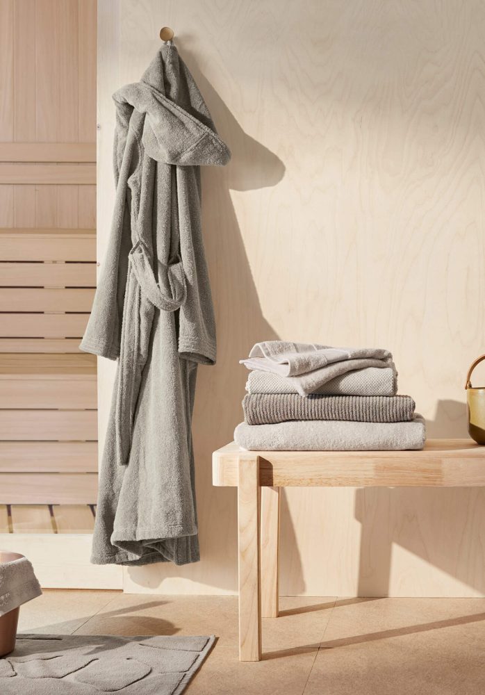 hessnatur langer Bademantel Relaxed aus Bio-Baumwolle - beige GrösseL