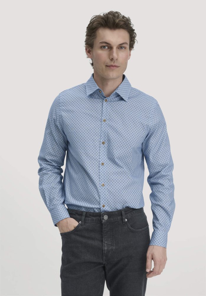 hessnatur Herren Print Hemd Regular aus Bio-Baumwolle - blau GrösseXXL (45/46)