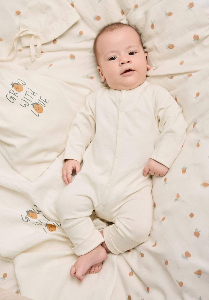 hessnatur Baby Erstausstattung Newborn im Set aus Bio-Baumwolle - orange Grösse50/56