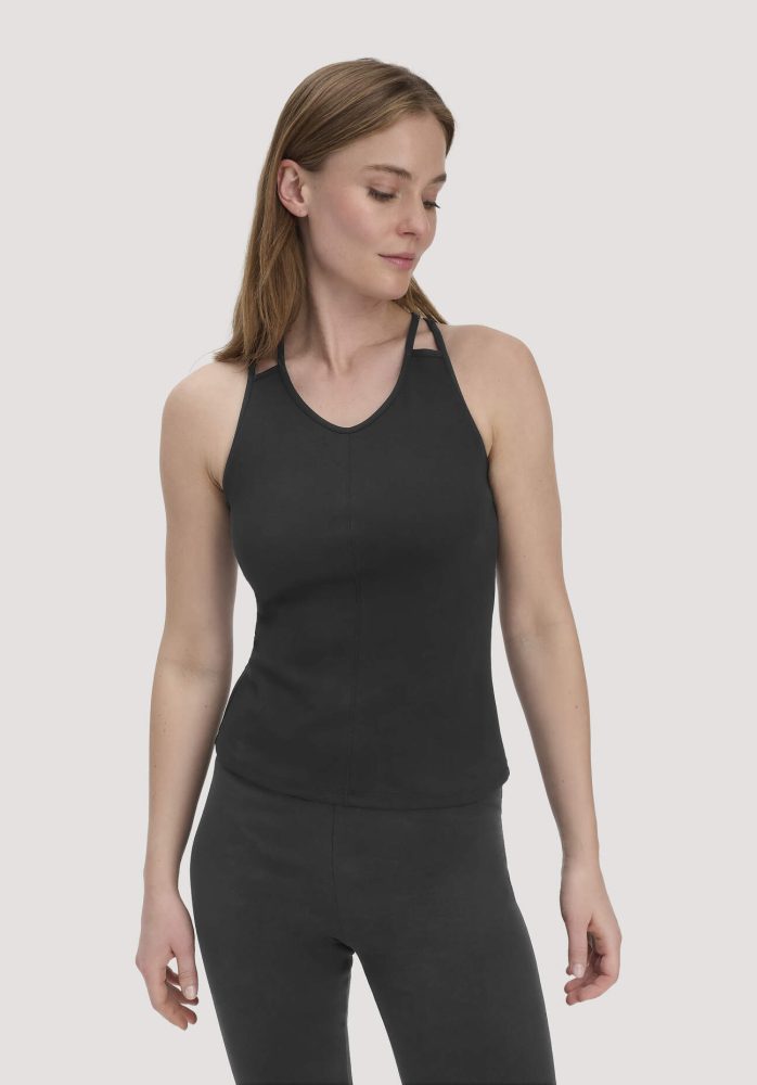 hessnatur Loungewear Top Fitted ACTIVE COMFORT aus Bio-Baumwolle - schwarz Grösse42