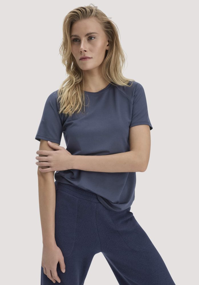 hessnatur Loungewear T-Shirt Regular ACTIVE COMFORT aus TENCEL™ Lyocell - blau Grösse36