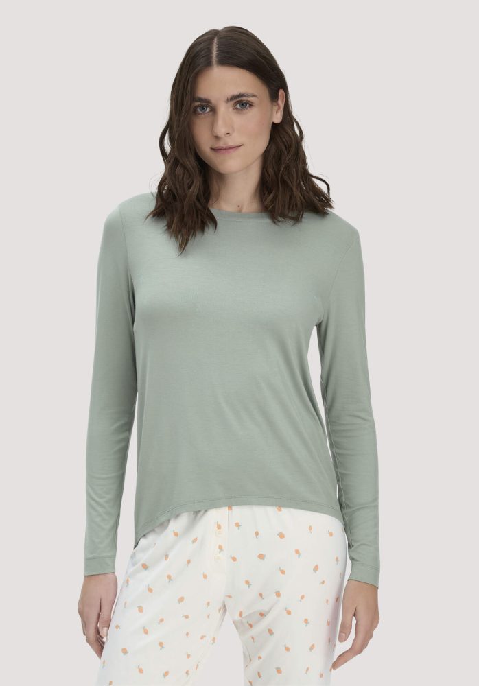 hessnatur Damen Schlaf Longsleeve PURE FLOW aus TENCEL™ Modal - grün Grösse42