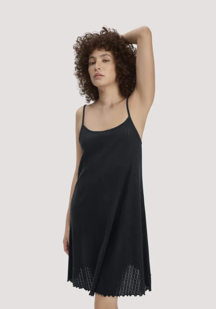 hessnatur Damen Pointelle Nachthemd PURE COTTON aus Bio-Baumwolle - schwarz Grösse46