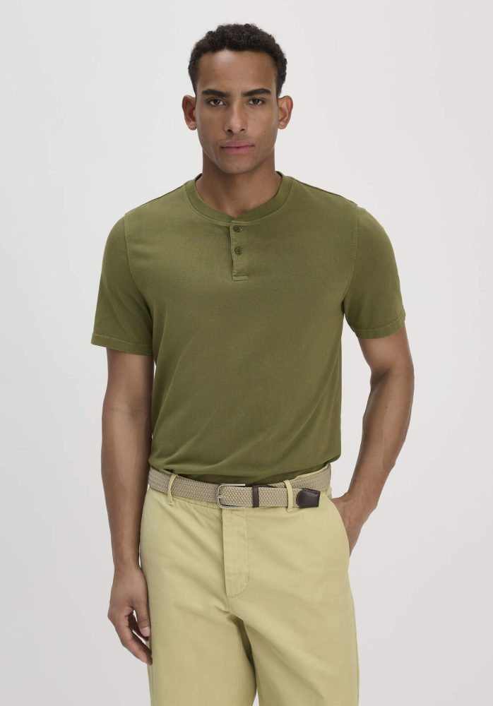hessnatur Herren Heavy Jersey Henley Shirt Relaxed aus Bio-Baumwolle - grün Grösse54