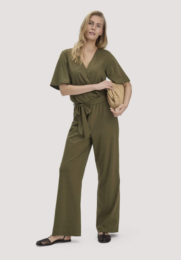 hessnatur Damen Jersey Overall Relaxed aus Bio-Baumwolle - grün Grösse46