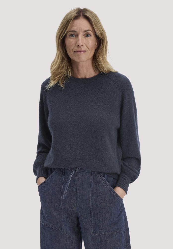 hessnatur Damen Strick Pullover Relaxed BETTER RECYCLING aus Cashmere - blau GrösseXS