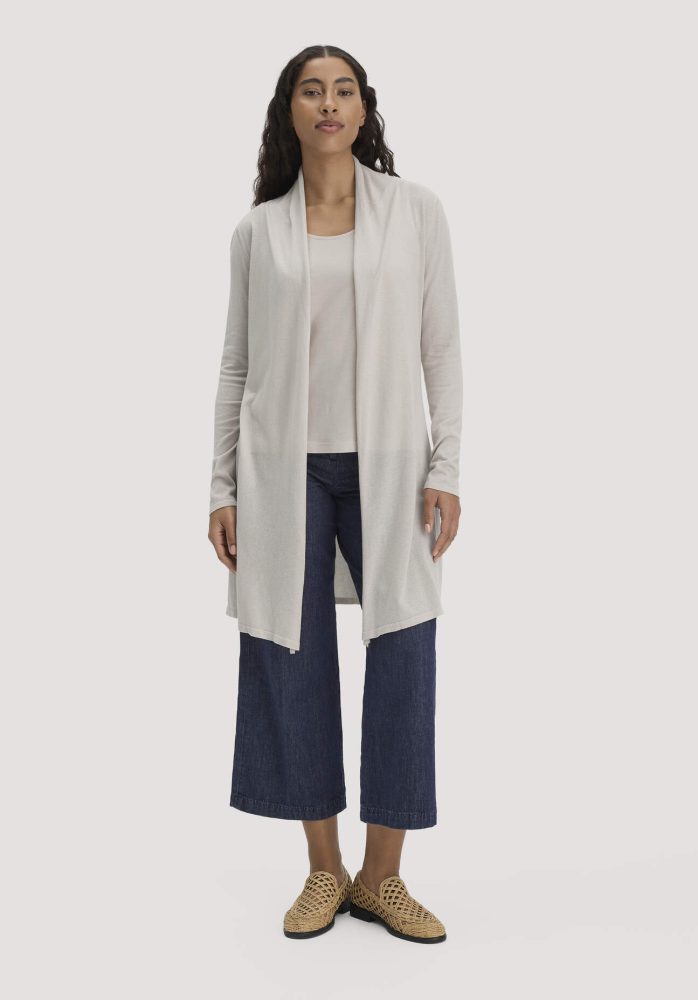 hessnatur Damen Strick Jacke Regular aus TENCEL™ Lyocell und Bio-Baumwolle - beige GrösseS