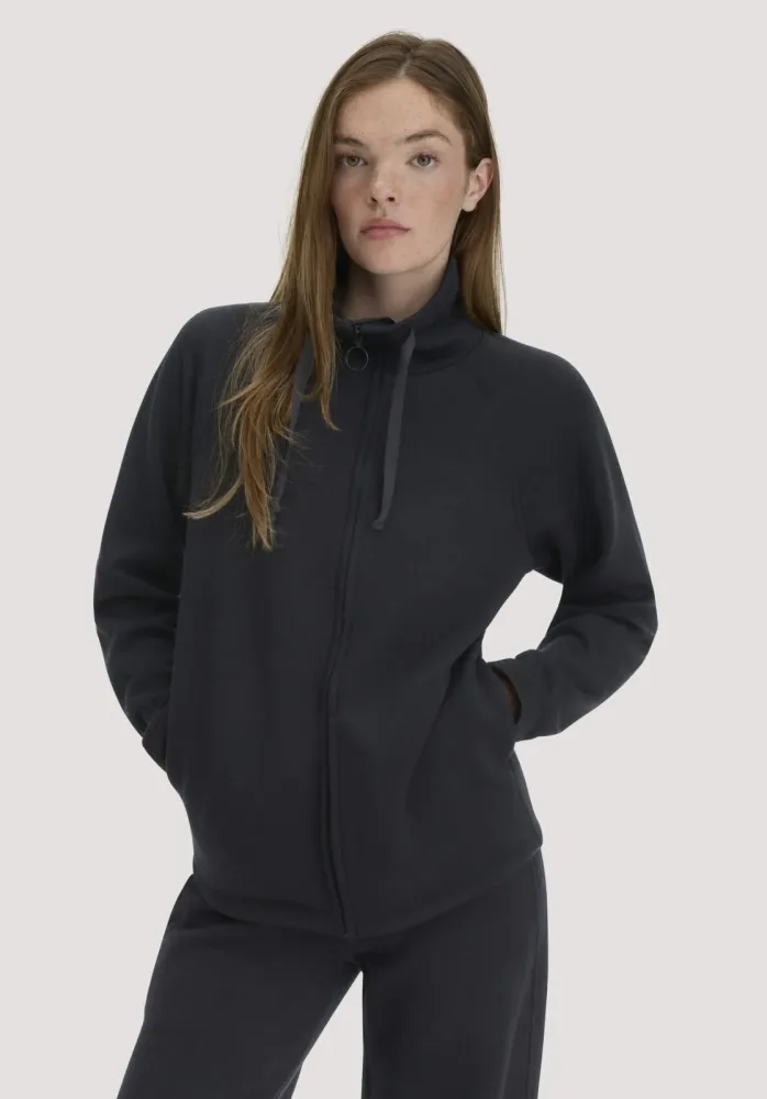 hessnatur Loungewear Jacke Relaxed ACTIVE WOOL aus Bio-Merinowolle - schwarz GrösseXXL