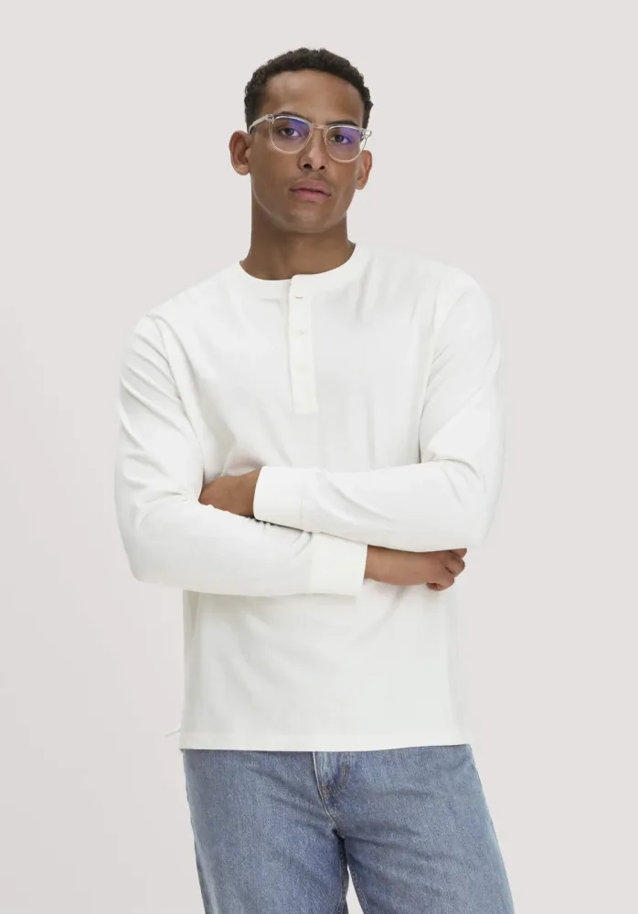 hessnatur Herren Henley Longsleeve Relaxed aus Bio-Baumwolle - weiß - Größe 46
