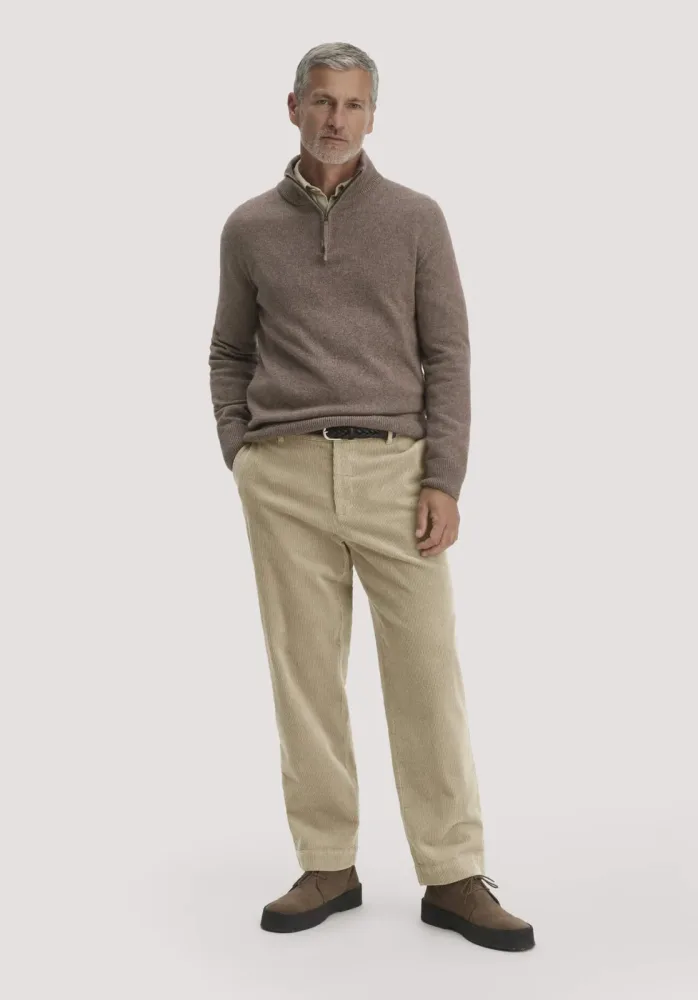 hessnatur Herren Cordhose RONNEL Relaxed aus Bio-Baumwolle - beige - Größe 38/34