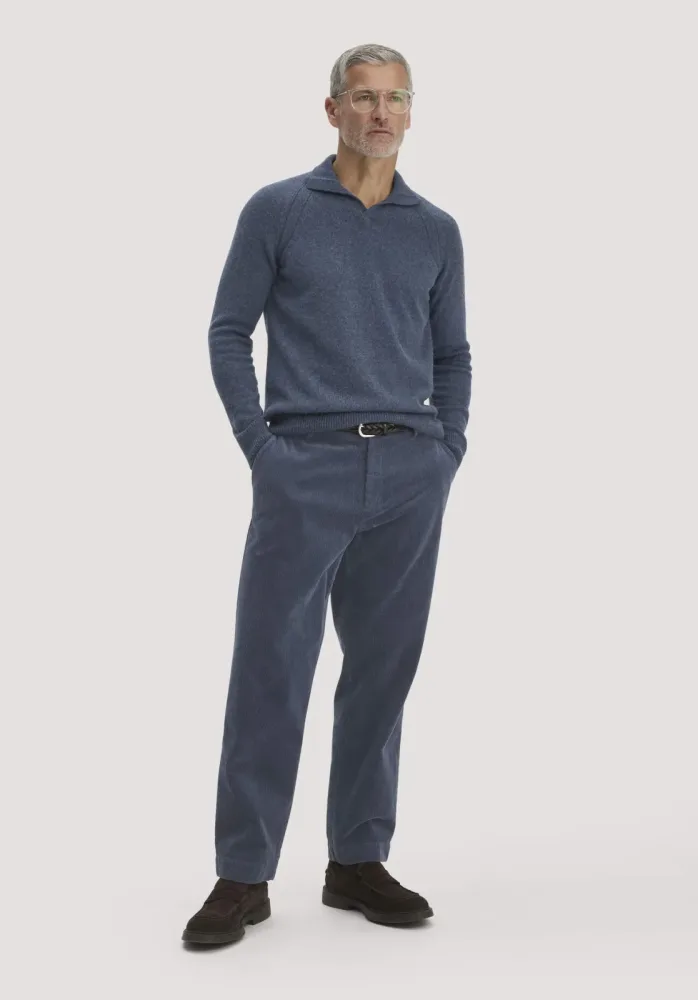 hessnatur Herren Cordhose RONNEL Relaxed aus Bio-Baumwolle - blau - Größe 38/34