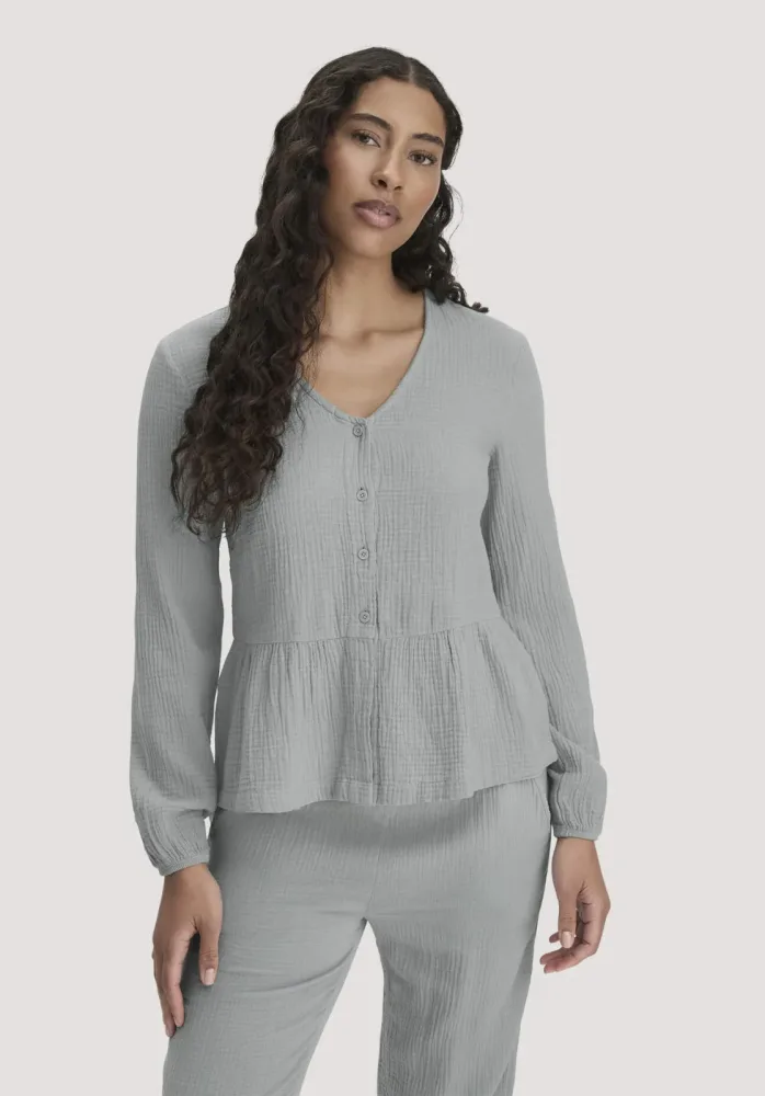 hessnatur Damen Musselin Pyjamabluse PURE COMFORT aus Bio-Baumwolle - blau - Größe 48