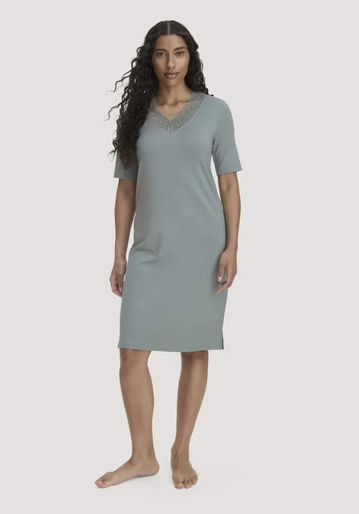 hessnatur Damen Kurzarm Nachthemd PURE SENSE aus TENCEL? Modal - blau - Größe 48