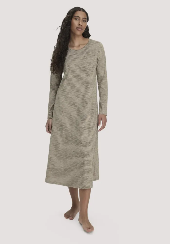 hessnatur Damen Slub Nachthemd Regular aus TENCEL? Modal mit Bio-Baumwolle - braun - Größe 36