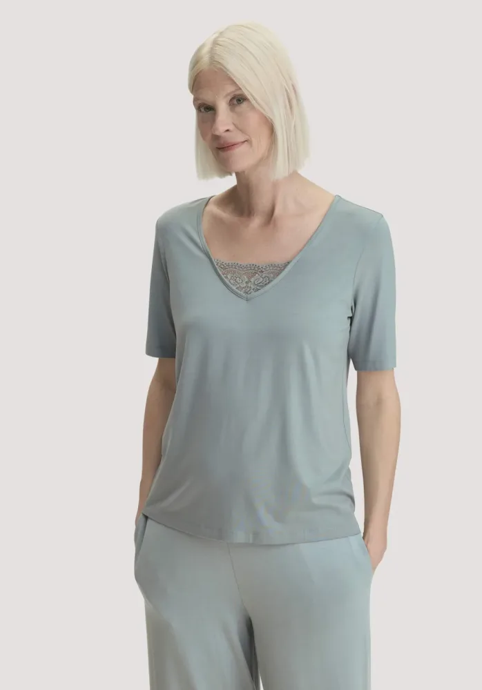 hessnatur Damen T-Shirt PURE SENSE LACE aus TENCEL? Modal - blau - Größe 44