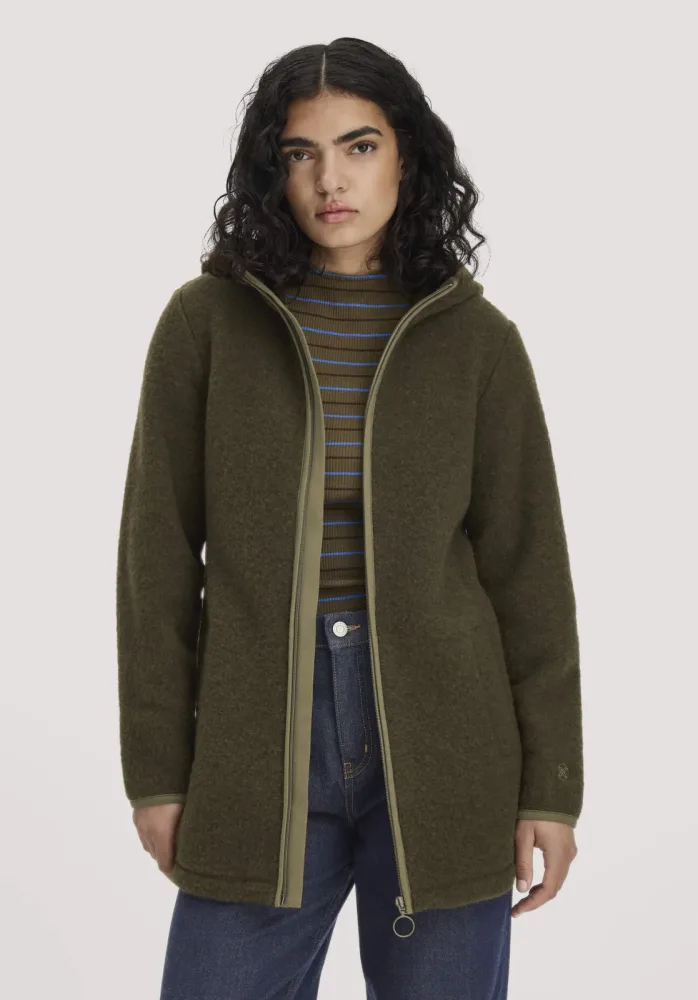 hessnatur Damen Wollfleece-Jacke mit Kapuze Regular aus Bio-Merinowolle - grün - Größe M