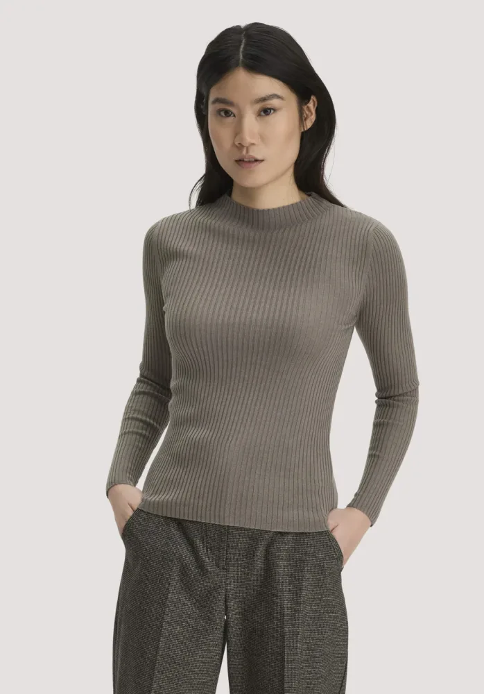 hessnatur Damen Strick Pullover Fitted aus TENCEL™ Lyocell mit Bio-Baumwolle - grün GrösseM