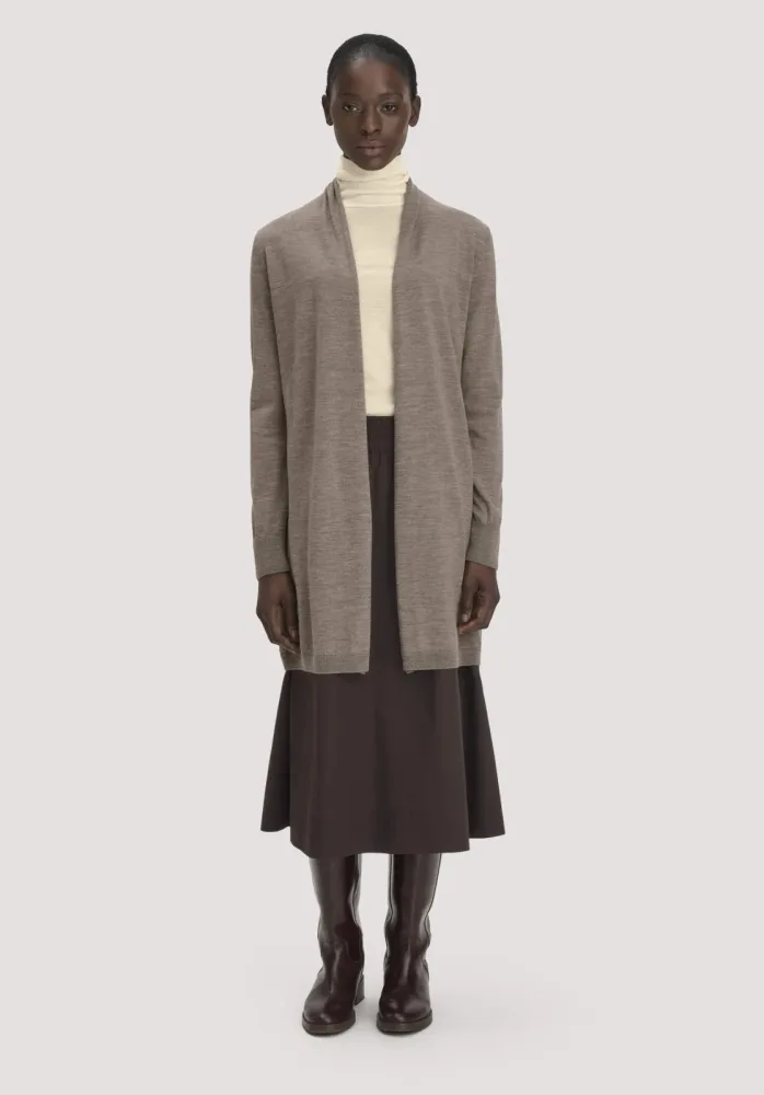 hessnatur Damen Strickjacke Regular aus Bio-Merinowolle - lila - Größe L