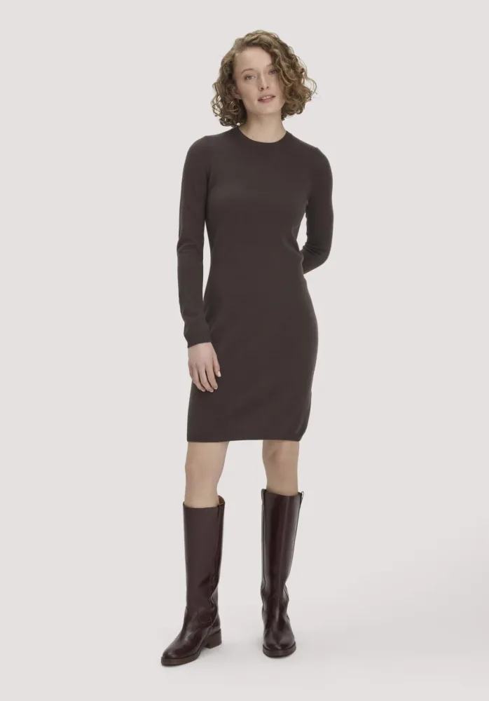 hessnatur Damen Strickkleid Regular aus Bio-Schurwolle mit Cashmere - braun - Größe L