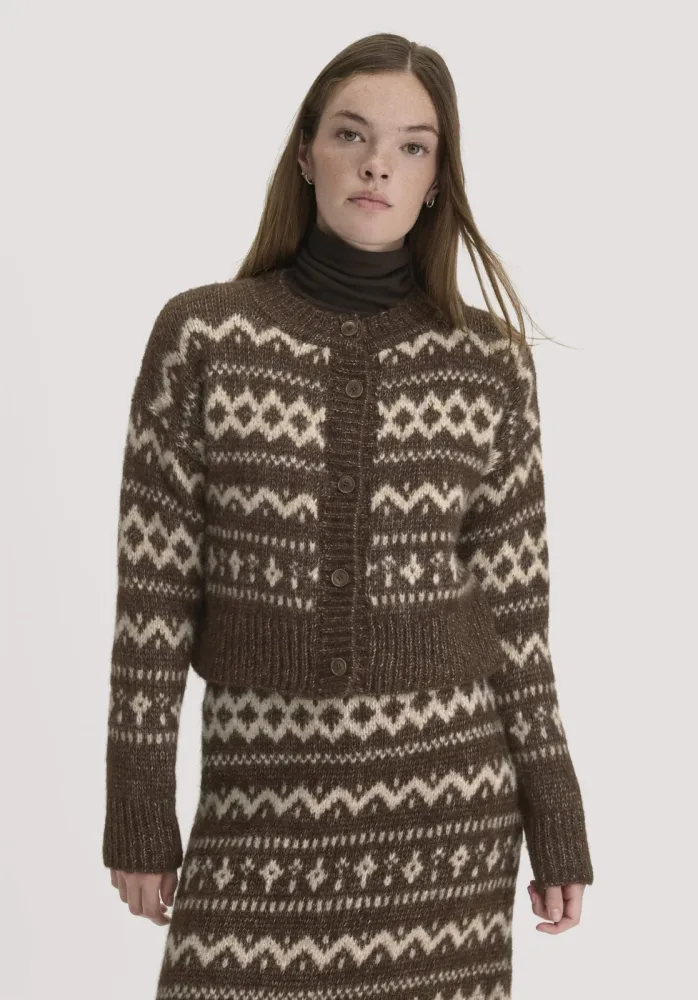hessnatur Damen Strickjacke Relaxed aus Alpaka mit Bio-Baumwolle - braun - Größe S