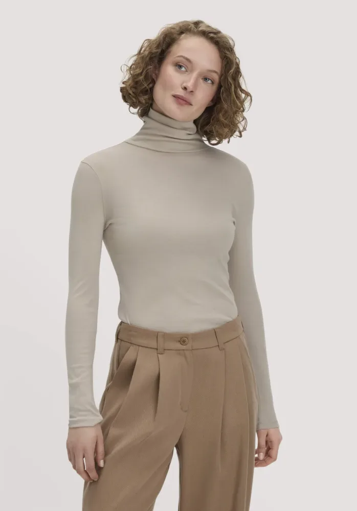 hessnatur Damen Softrib Longsleeve Fitted aus Bio-Baumwolle und TENCEL? Modal - beige - Größe 40