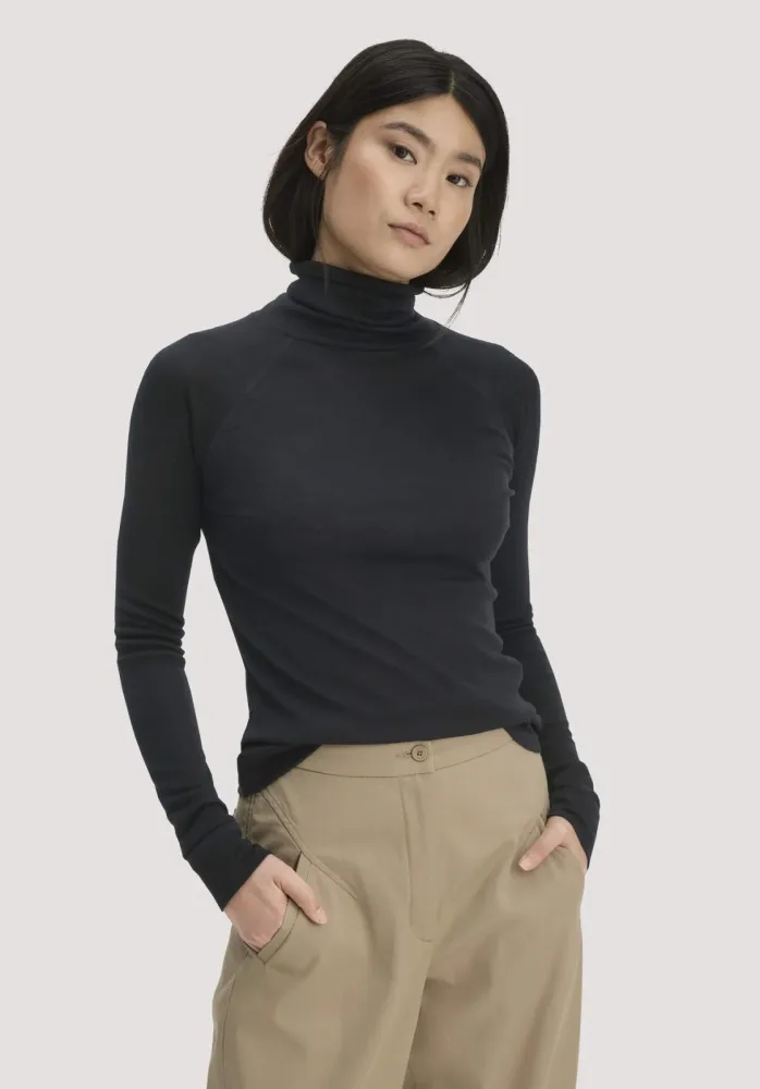 hessnatur Damen Longsleeve Slim aus Bio-Merinowolle und TENCEL? Lyocell - schwarz - Größe 38