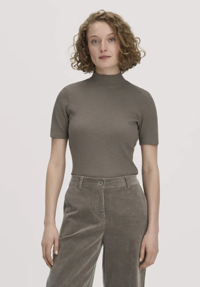 hessnatur Damen Mock-Neck Shirt Slim aus Bio-Baumwolle - grün - Größe 34