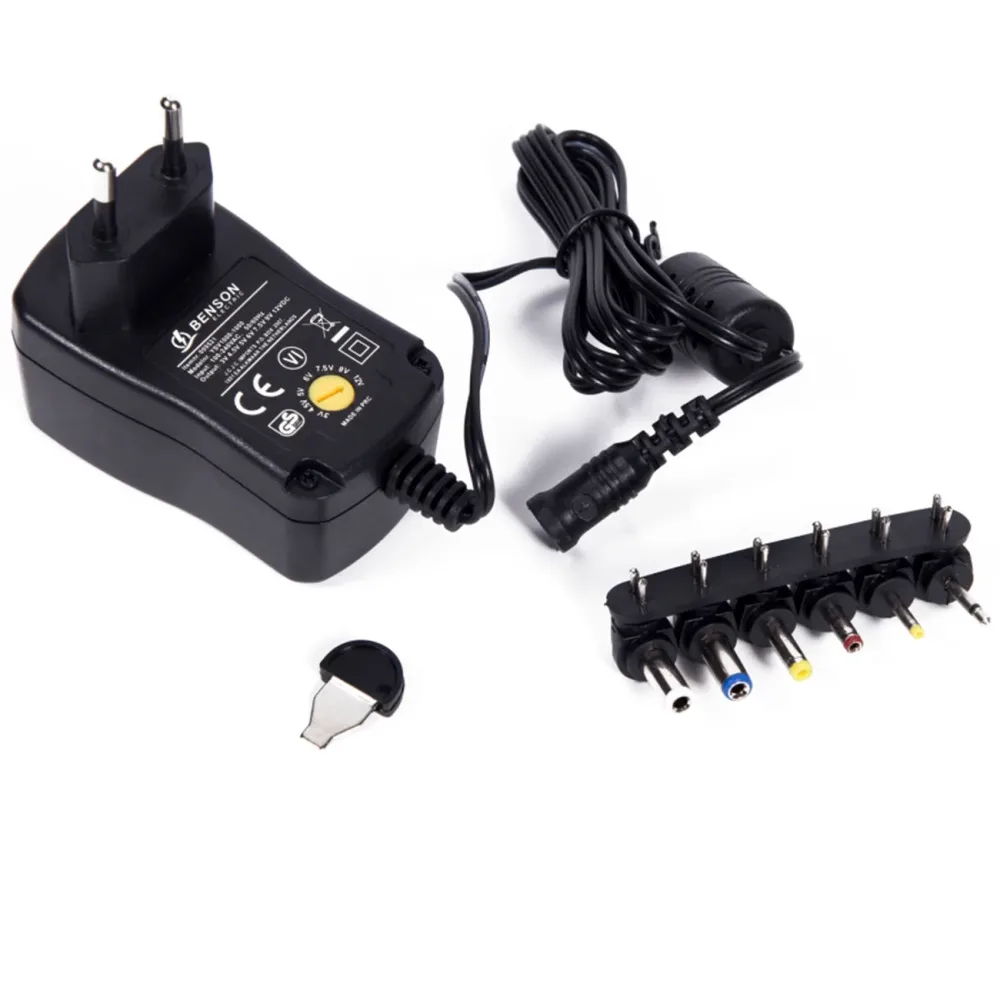 Universal Netzteil, 1000 mA, 3- 12 V, 6 Adapterstecker