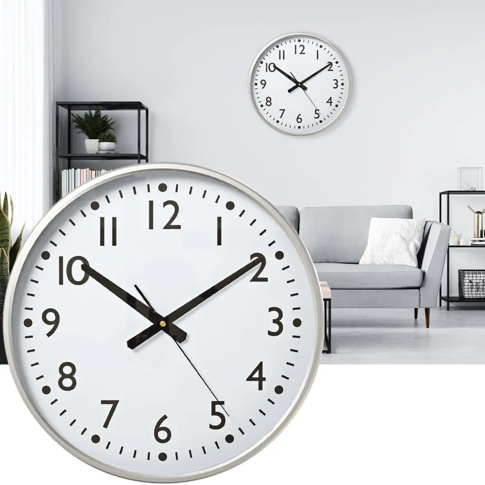Moderne Wanduhr mit Präzisions-Quarzuhrwerk, 38 cm, silber-weiss