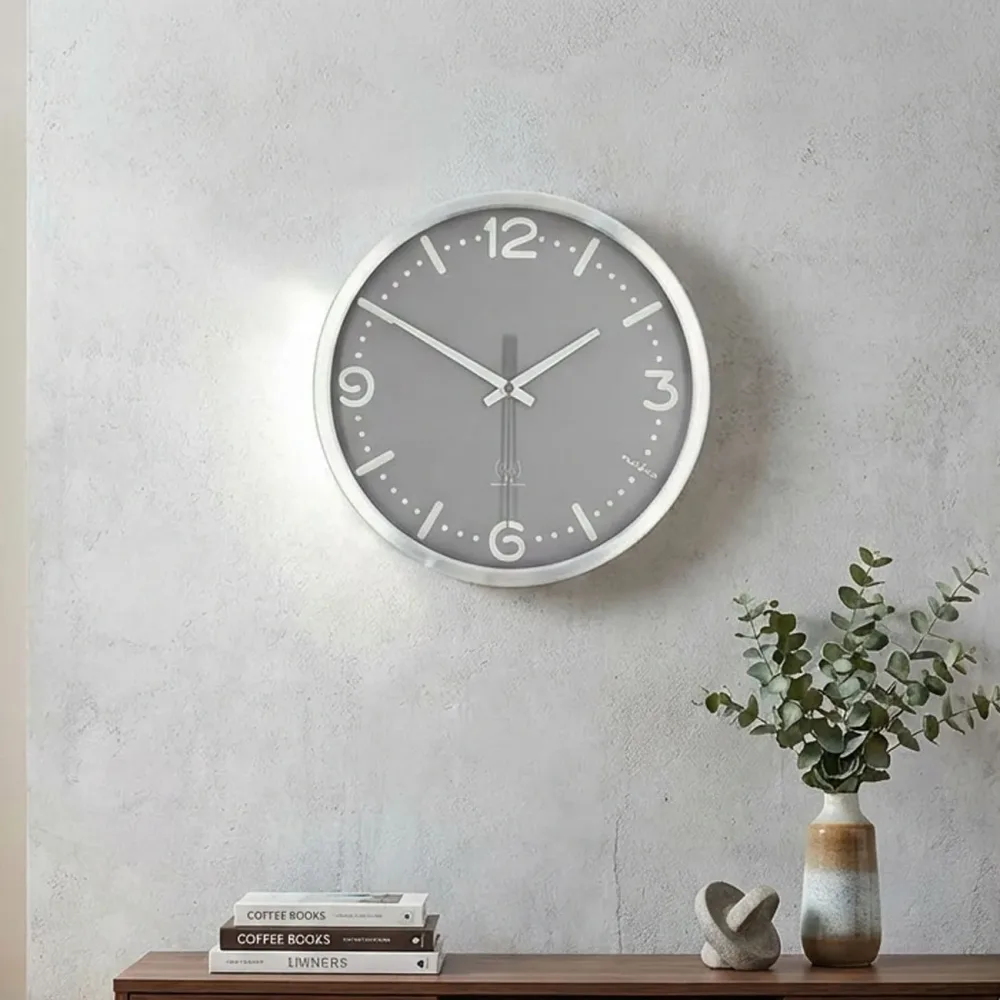 Funkwanduhr Ø30 H4,3cm, grau/metall