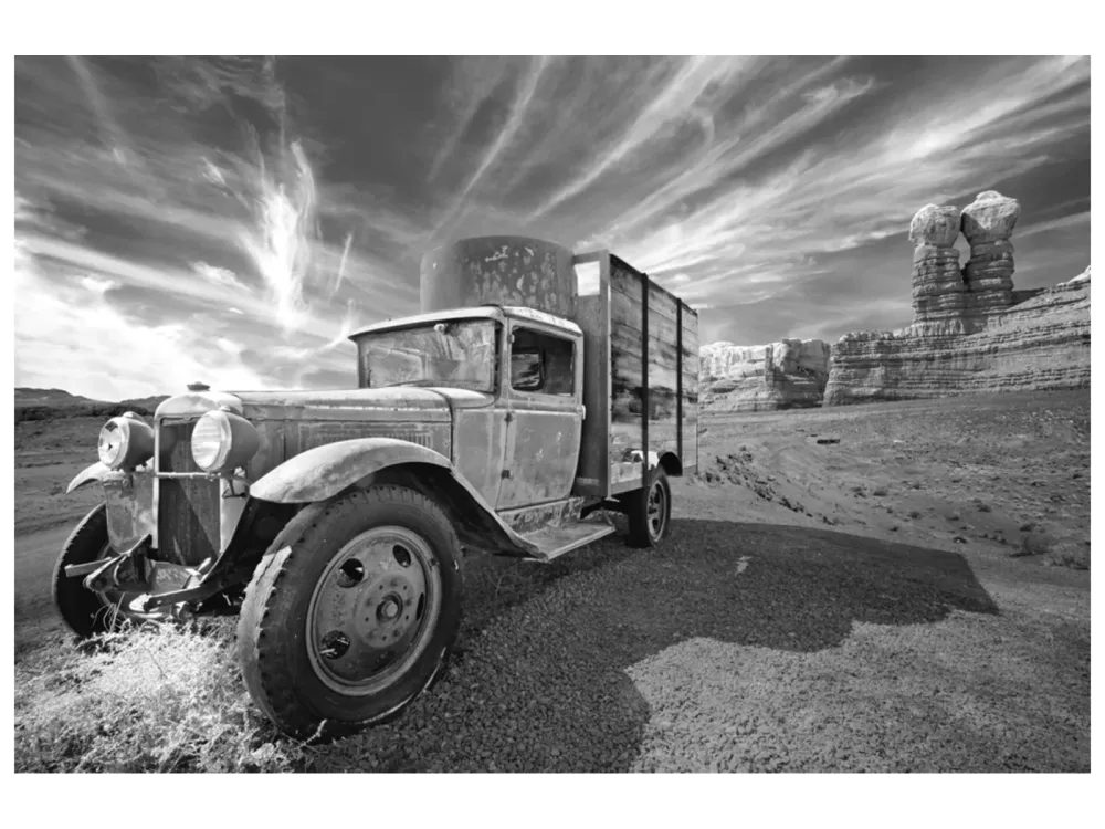 image LAND Alubild Oldtimer in Der Wüste  | Schubiger Möbel