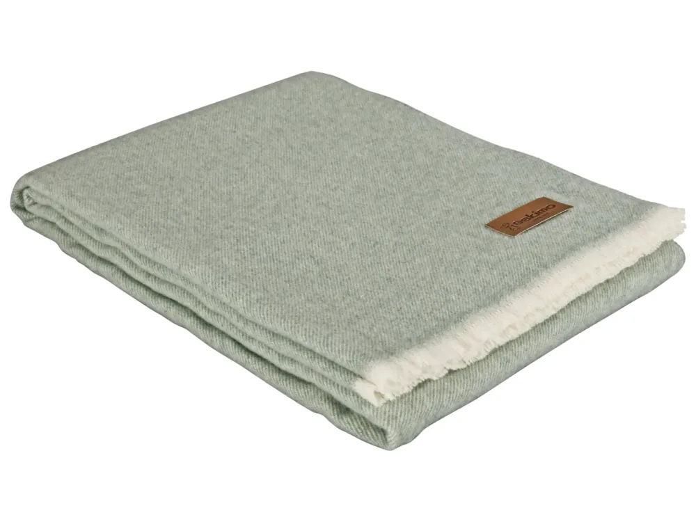 Eskitex AG Plaid Venezia Salbei 130x200 cm Grün | Schubiger Möbel