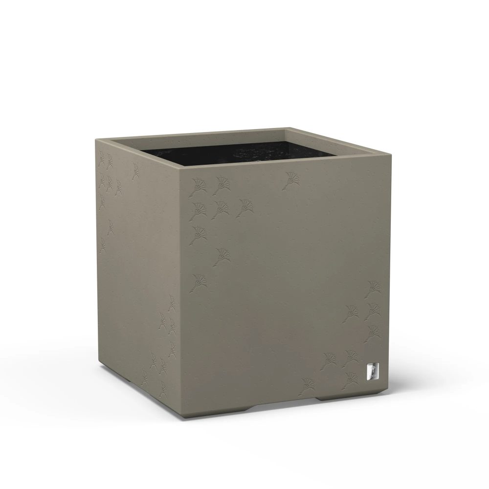 Joop Pflanzengefäss Cubic, Earth H: 54 cm  | Schubiger Möbel