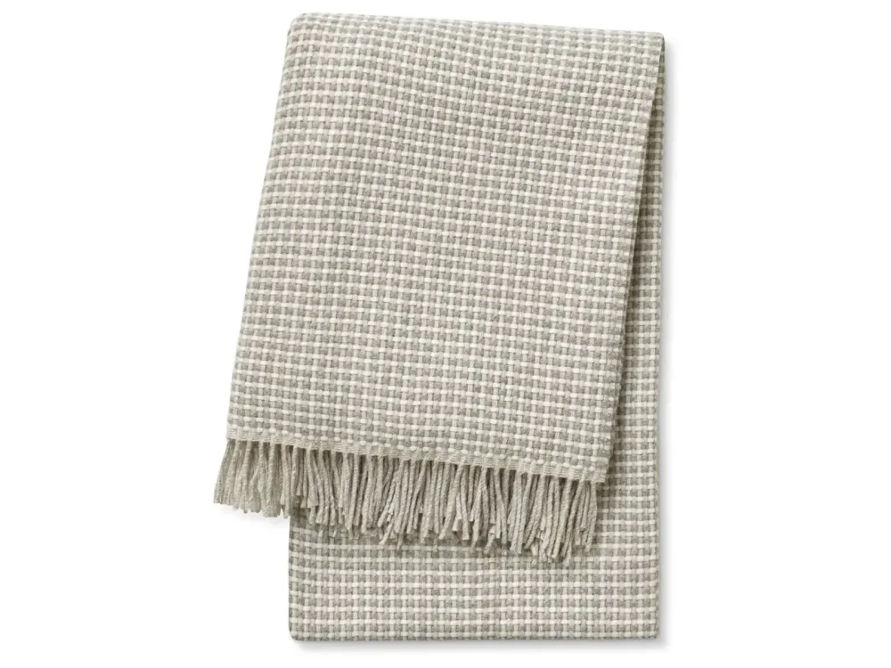 Schlossberg Plaid Felix, Grey 130x200 cm Grau | Schubiger Möbel