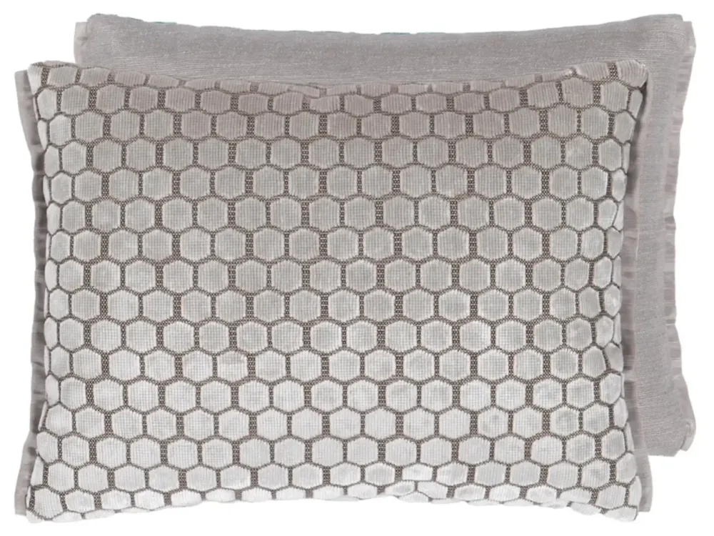 Designers Guild Zierkissen Jabot, 40x30 cm  | Schubiger Möbel
