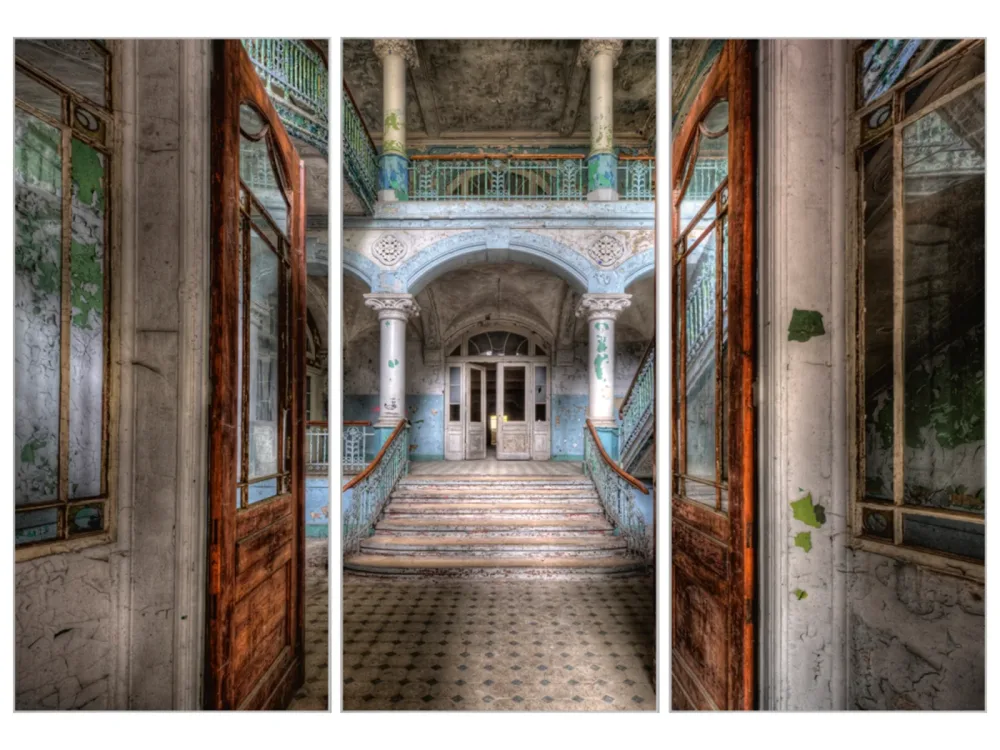 image LAND Bild mit Rahmen Lost Place Treppe 2  | Schubiger Möbel