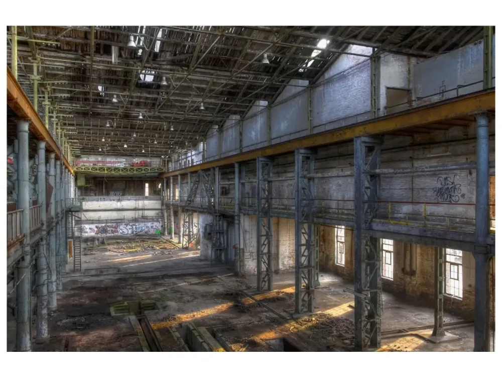image LAND Digitaldruck auf Acrylglas Werkshalle 2  | Schubiger Möbel