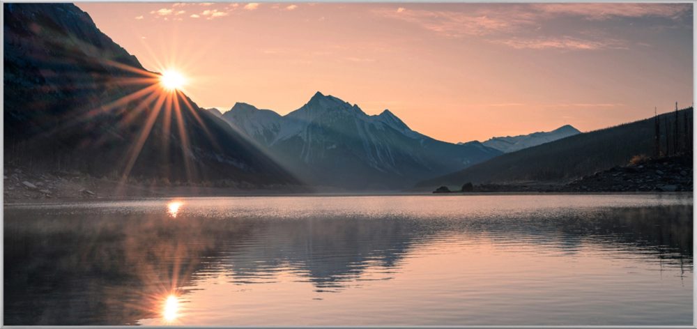 image LAND Bild mit Rahmen Träumerisches Bergpanorama  | Schubiger Möbel