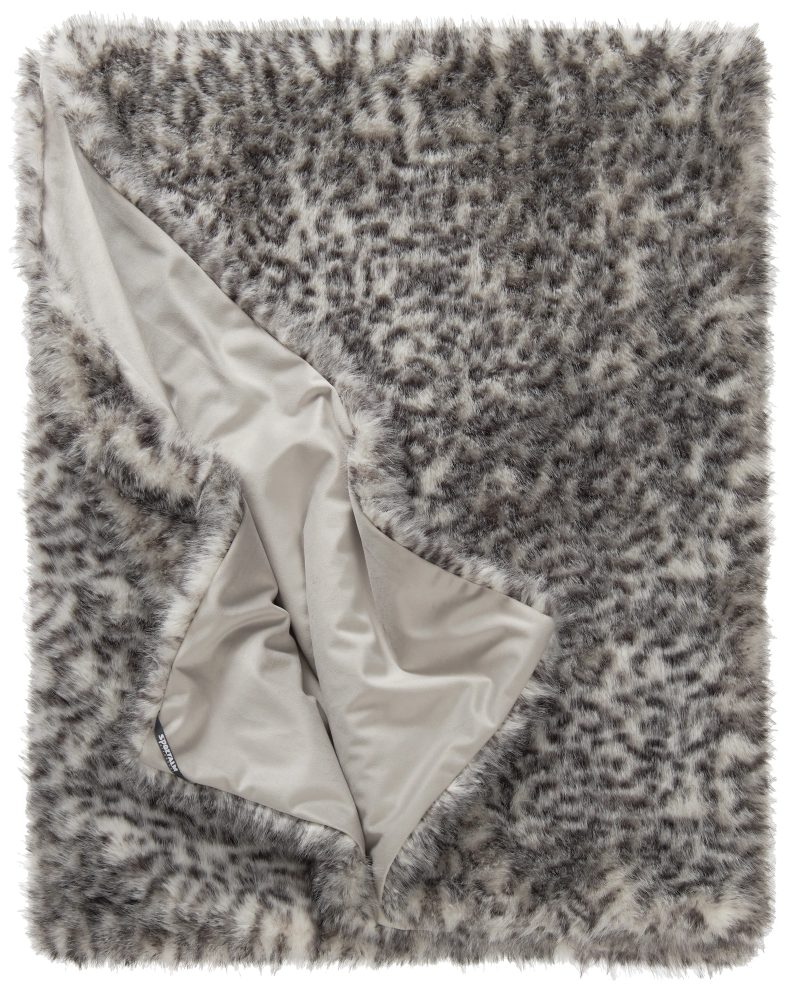 Stoeckel & Grimmler Plaid Snow Leo, Grau-Weiss 130x170 cm Mehrfarbig | Schubiger Möbel