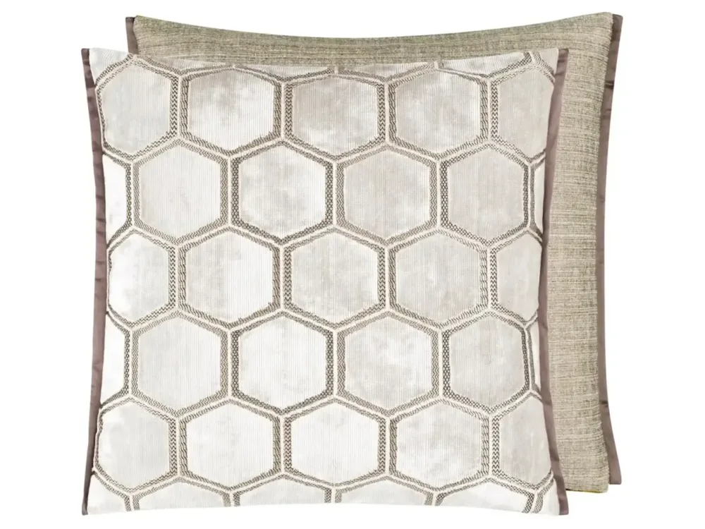 Designers Guild Zierkissen Manipur, 43x43 cm  | Schubiger Möbel