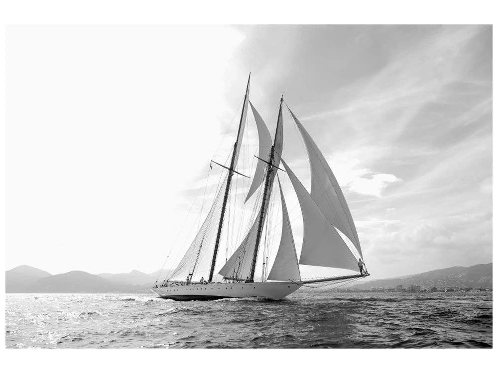 image LAND Digitaldruck auf Glas Segelschiff in Schwarz Weiss  | Schubiger Möbel