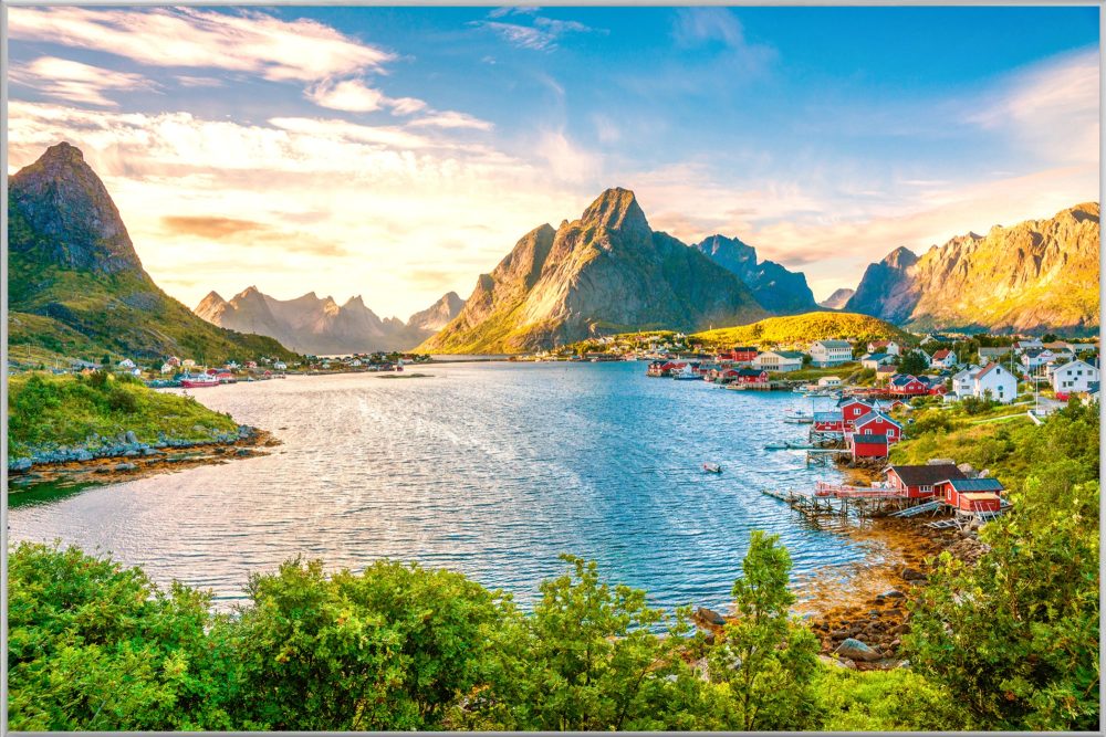 image LAND Bild mit Rahmen Skandinavisches Dorf am Fjord 3  | Schubiger Möbel